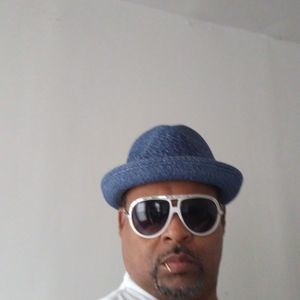 Meet your Posher, Marc